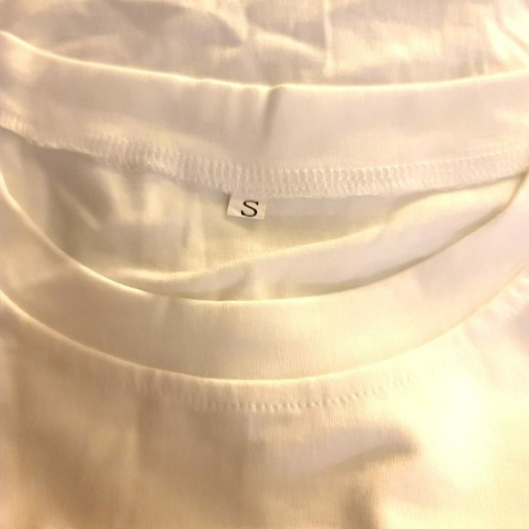 Baseball Mom T-shirt My Heart is On the Field White Graphic Tee Size S Jj3403 - Picture 3 of 6